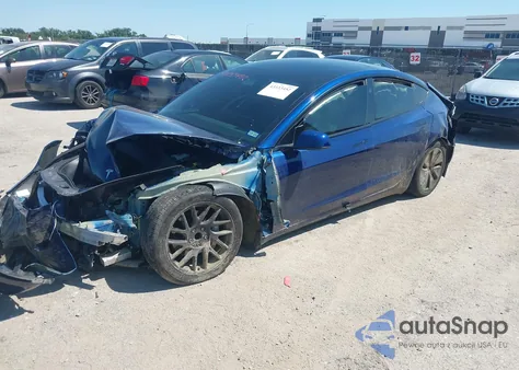 2025 Tesla Model 3 Long Range Rear-Wheel Drive из США, поврежденный, VIN 5YJ3E1EA1SF910377